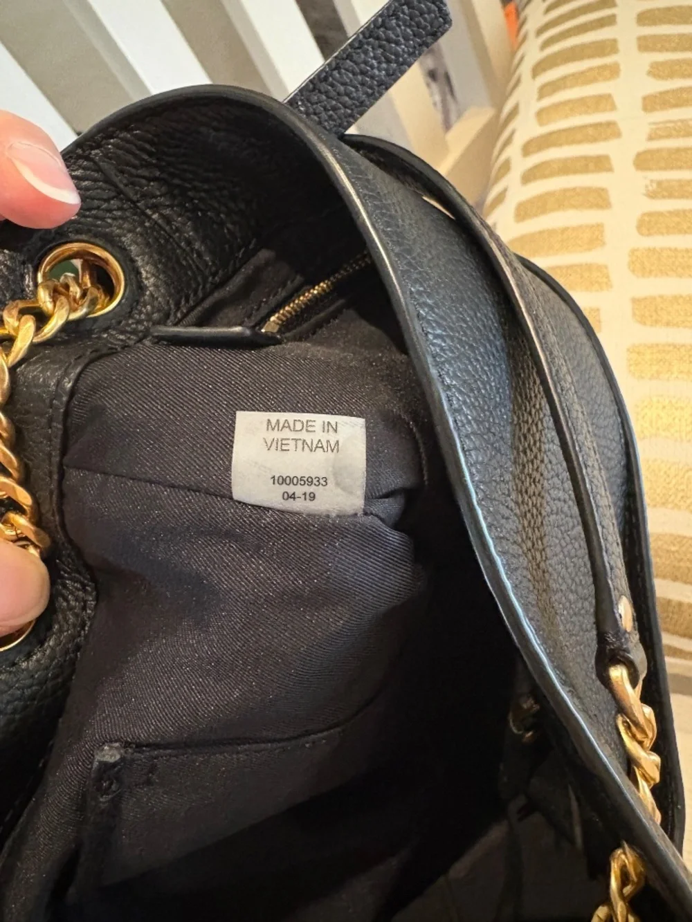 Tory Burch Carson swing back chain bag